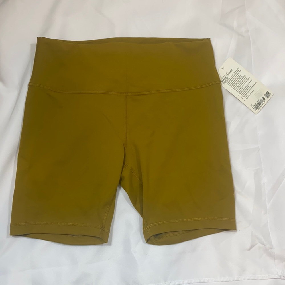 Nwt lululemon winder train HR short